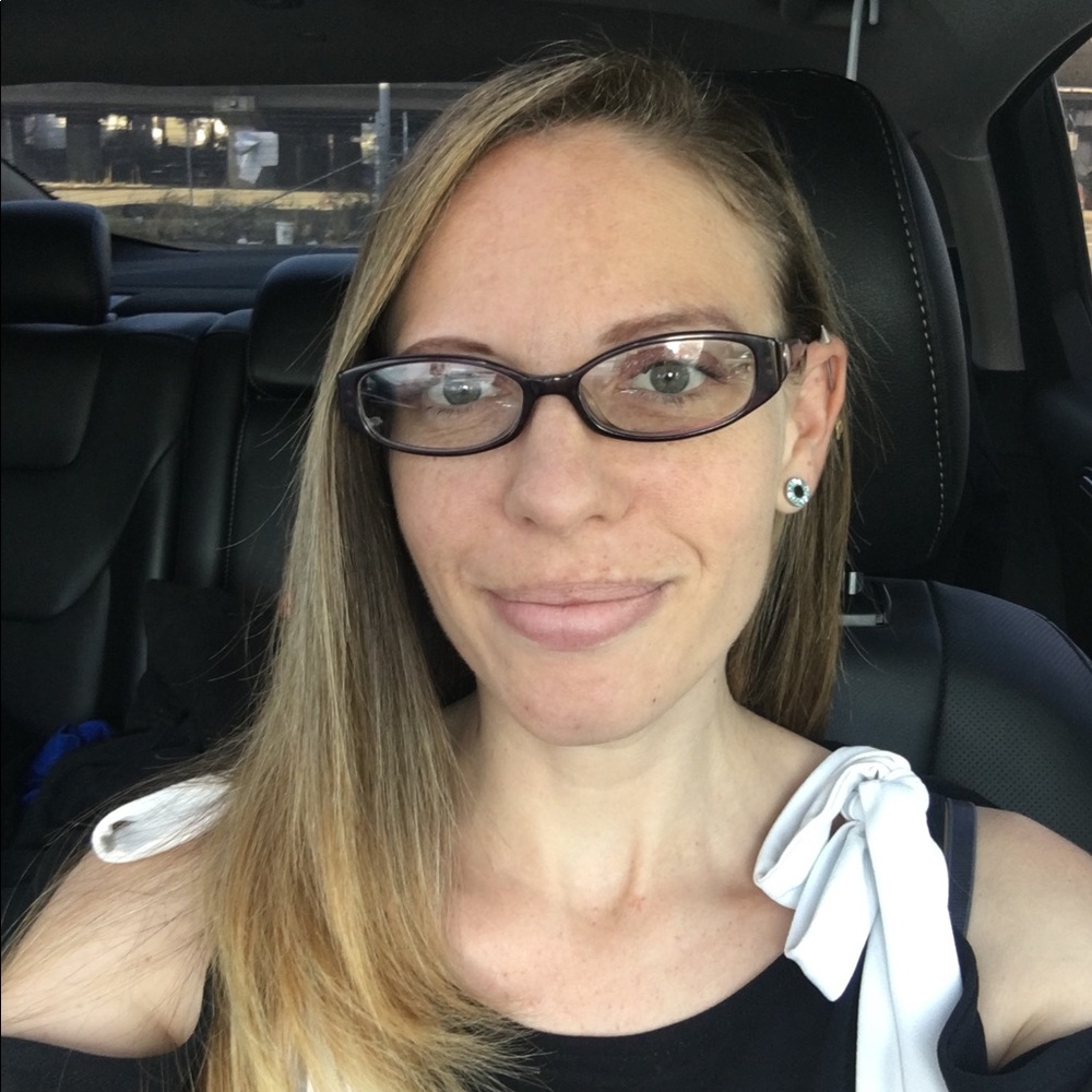 Meet your Posher, Rachel